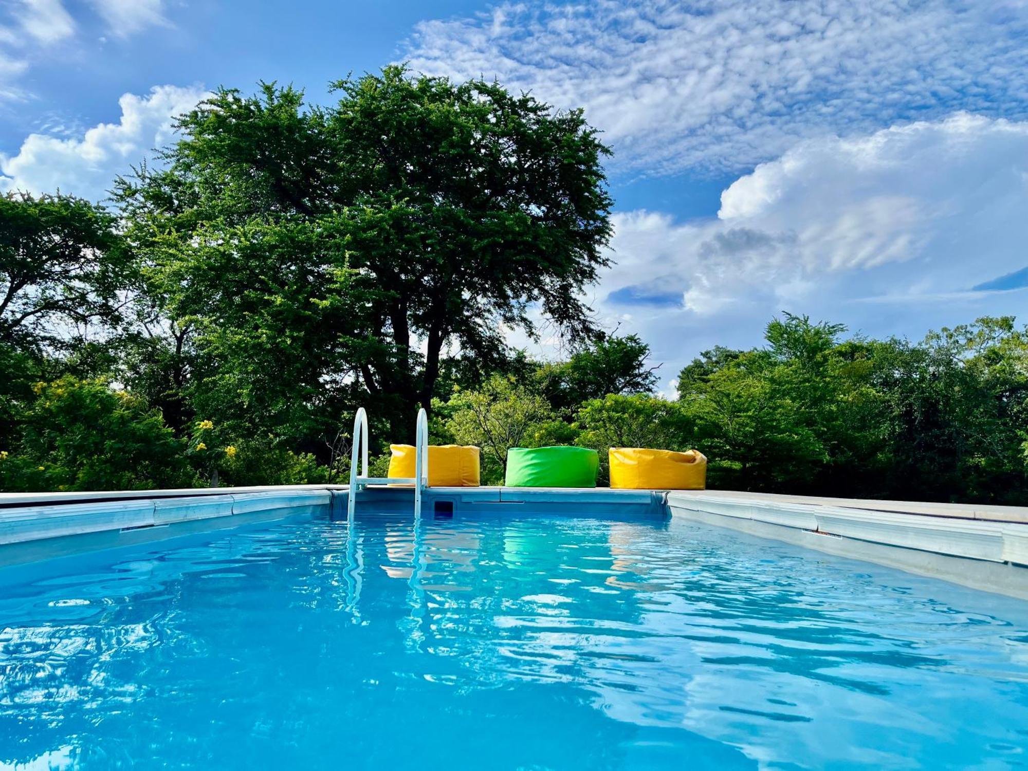 Funky Leopard Safari Lodge Bordering Yala National Park Kataragama Exteriör bild