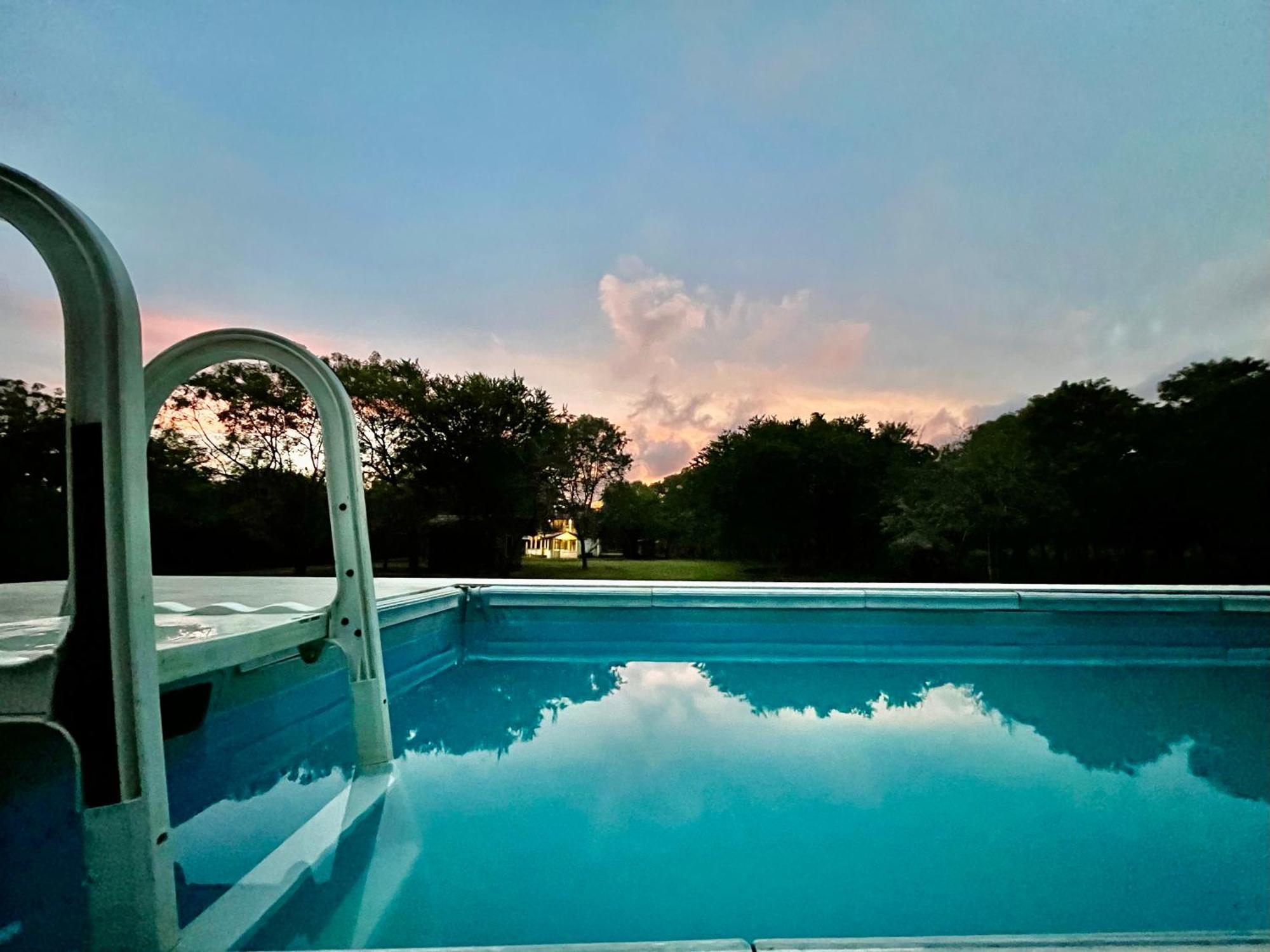 Funky Leopard Safari Lodge Bordering Yala National Park Kataragama Exteriör bild