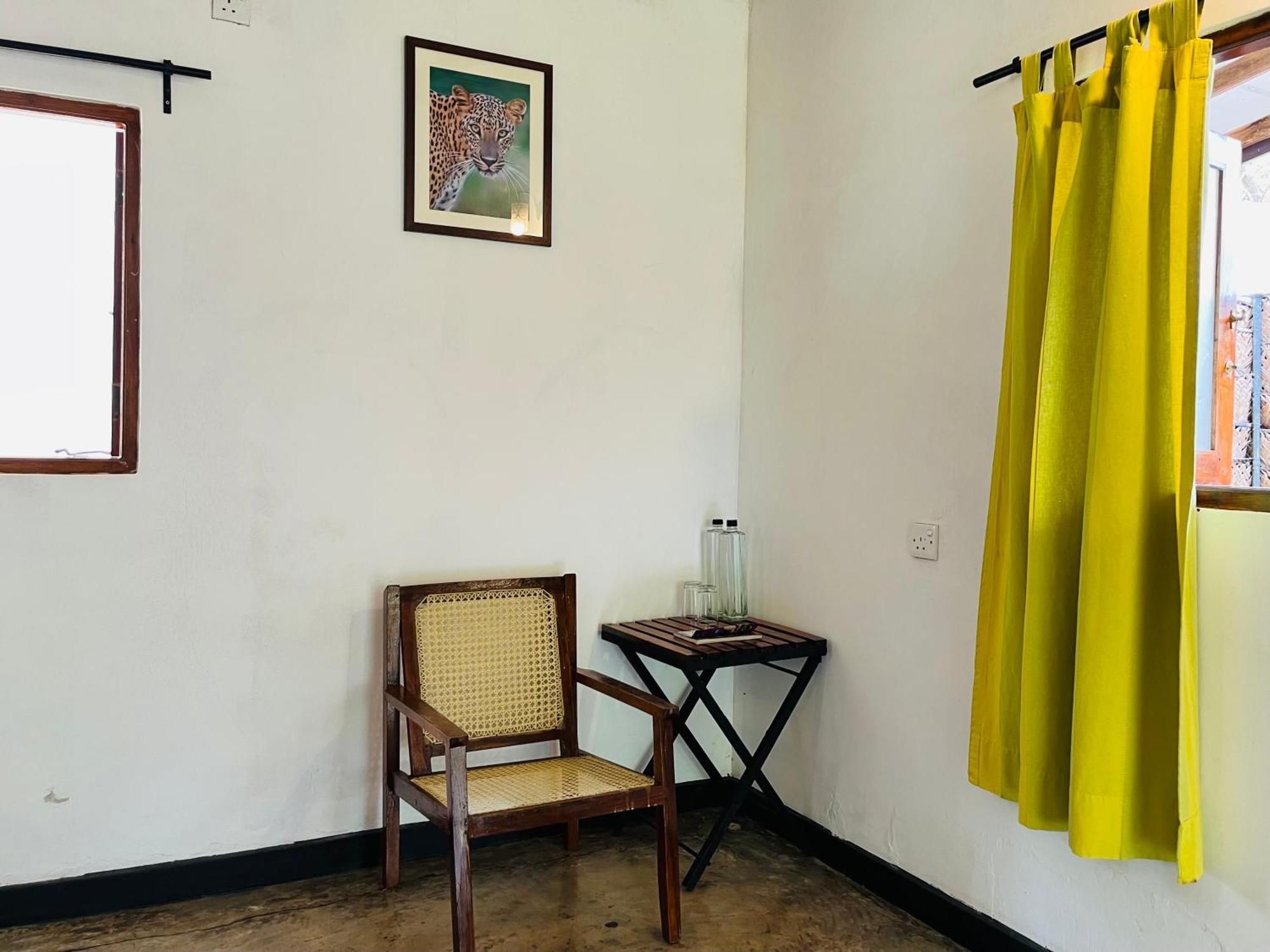 Funky Leopard Safari Lodge Bordering Yala National Park Kataragama Exteriör bild